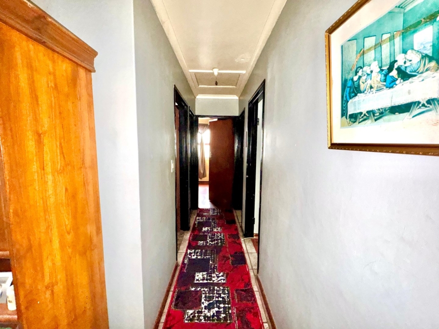3 Bedroom Property for Sale in Beacon Valley Western Cape